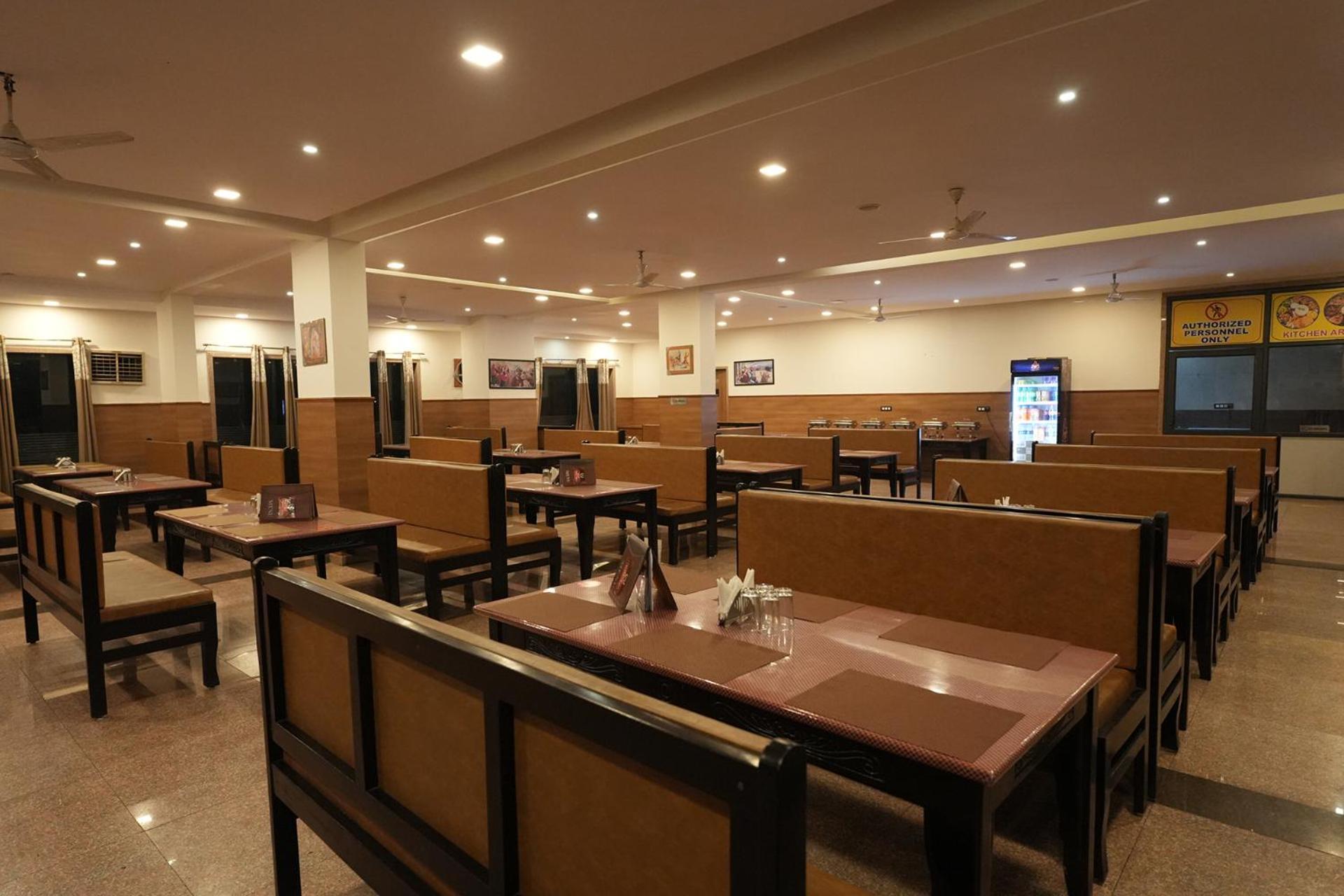 Dungarpur Hotel White Lotus מראה חיצוני תמונה
